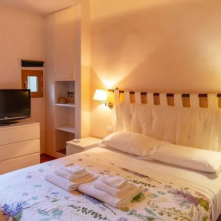 Nice apartment in San Frediano Area-2
